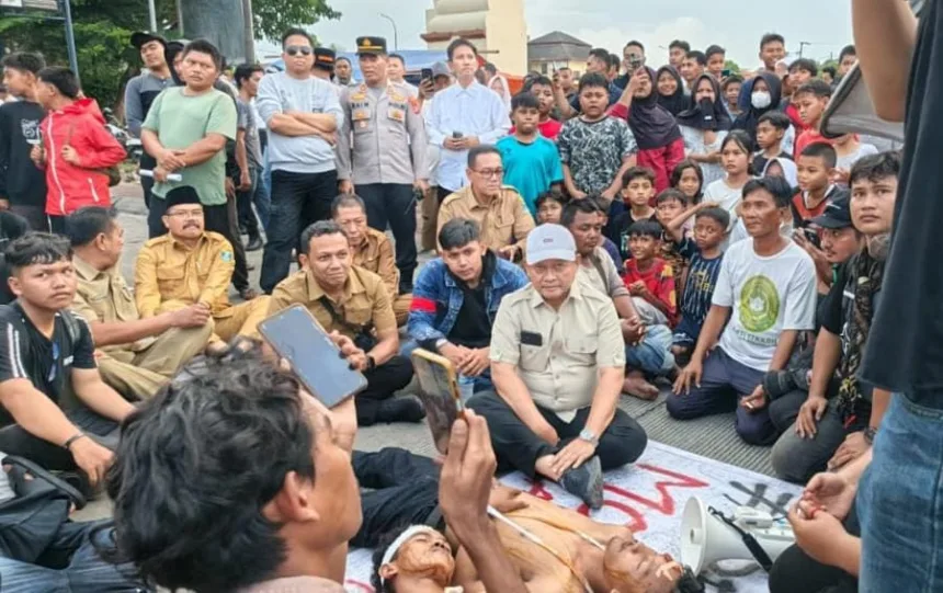 Najib Hamas Minta Truk ODOL di Kramatwatu Dilarang Melintas 1 Truk ODOL di Kramatwatu