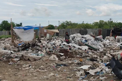 Tempat pembuangan sampah Ilegal di Kragilan