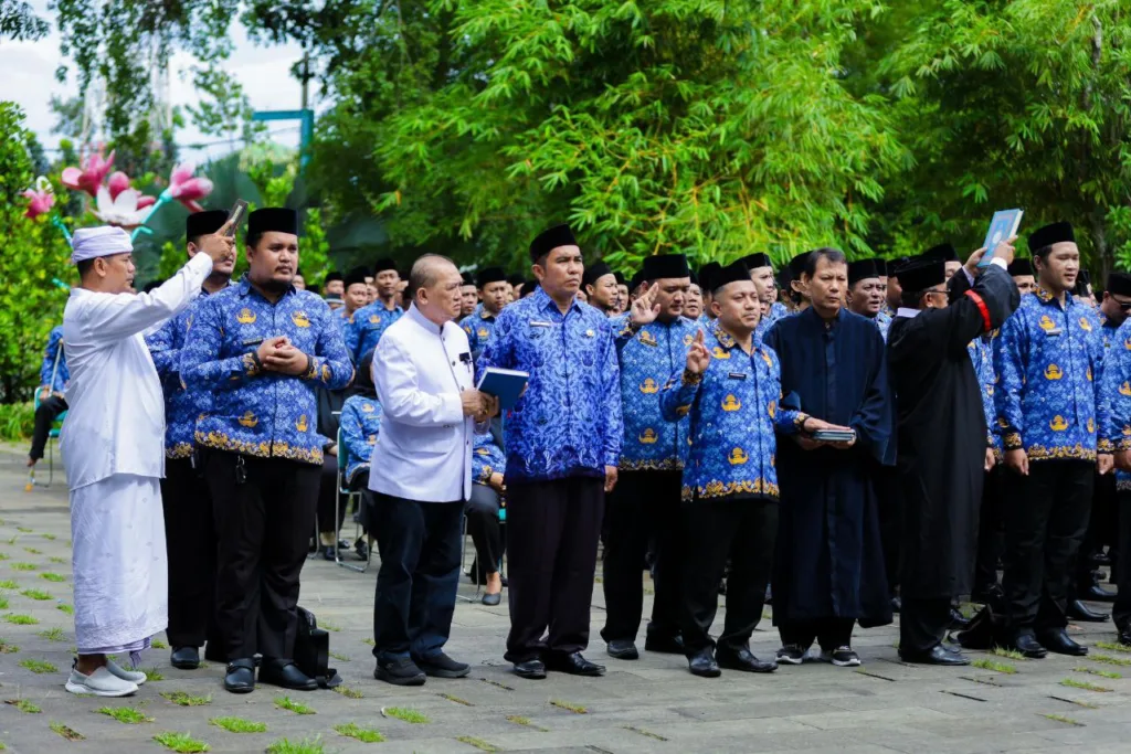 856 PPPK Paruh Waktu Tangsel Dilantik, Benyamin Minta Kinerja Terbaik 2 PPPK Paruh waktu Tangsel