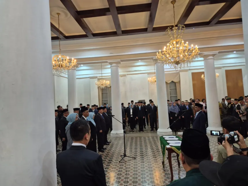 Pelantikan Pejabat Eselon II Pemprov Banten, Ini Nama yang Dirotasi dan Dilantik 1 Pelantikan pejabat eselon II Pemrpov Banten