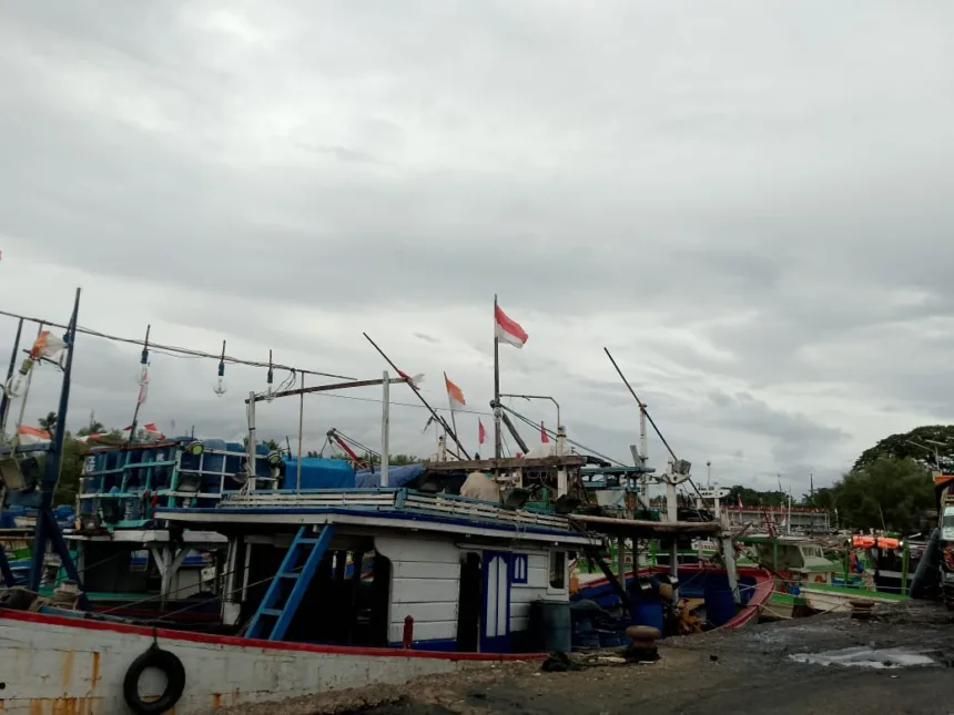 Cuaca Ektsrem, Nelayan di Lebak Rugi Ratusan Juta 1 Nelayan di Lebak