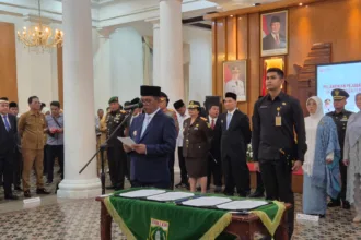 Gubernur Banten Andra Soni