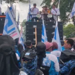 Buruh demo