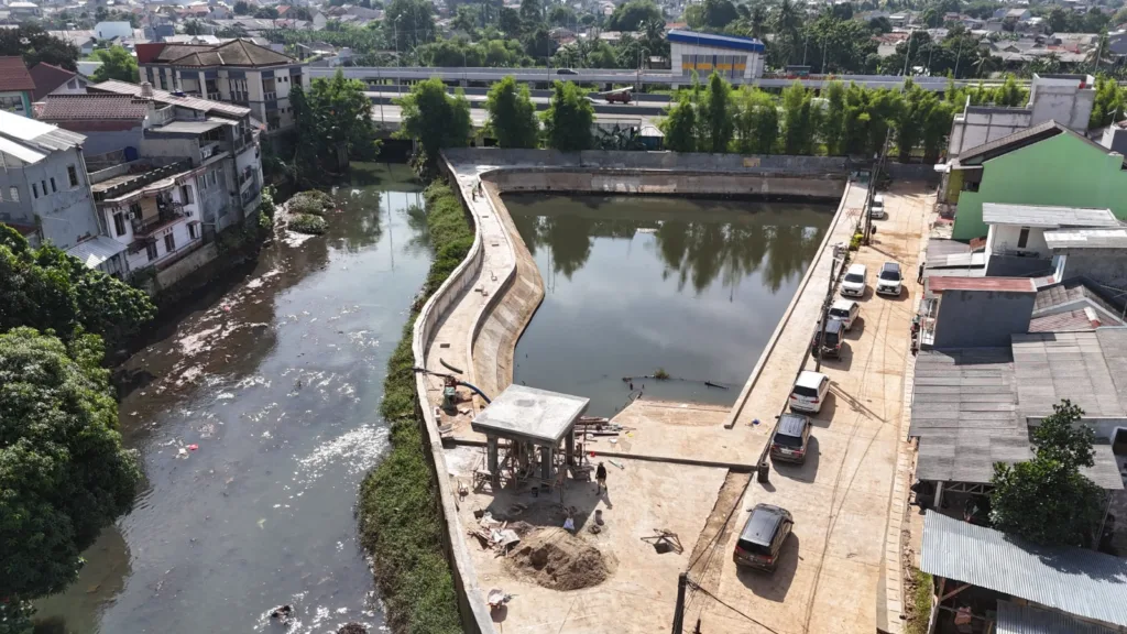 Ini Upaya Pemkot Tangsel Tingkatkan Infrastruktur Jalan dan Pengendalian Banjir pada 2025 2 Pemkot Tangsel