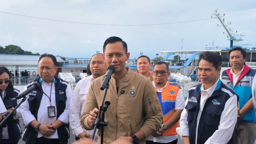 Menko IPK AHY Cek Kesiapan Pelabuhan Merak Jelang Nataru 2026 1 AHY