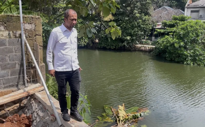 DPUPR Banten Minta PBG Mitra 10 Pamulang Dievaluasi, Serobot Sempadan Situ 1 Mitra 10 Pamulang