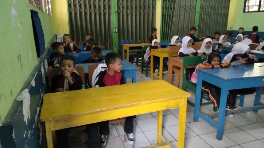 Segel Dibuka, Aktivitas Belajar Siswa SDN Gerendong 1 Kembali Normal 1 SDN Gerendong 1