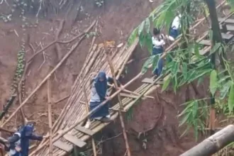 jembatan rusak di Padarincang