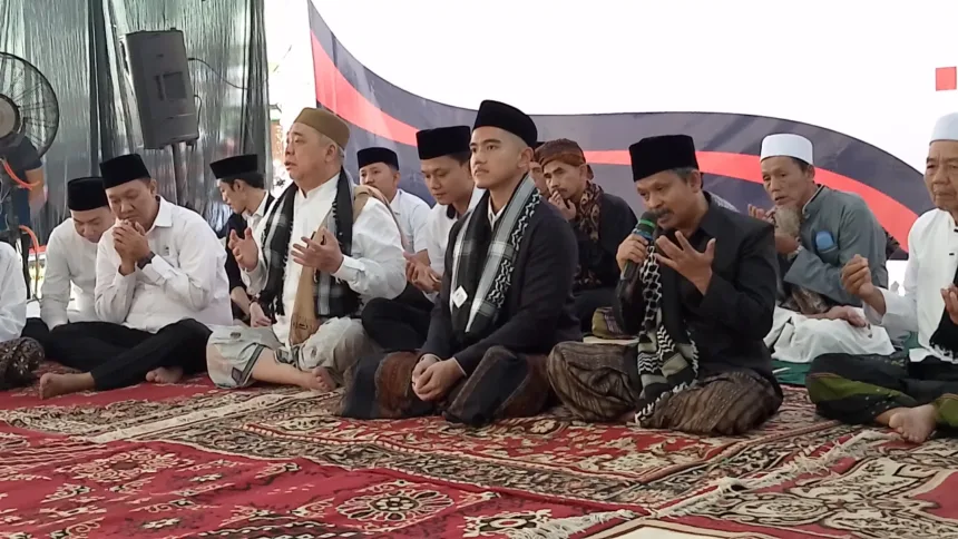 Safari Ramadan, Kaesang Pangarep Sambangi Dua Pesantren di Pandeglang 1 Kaesang Pangarep