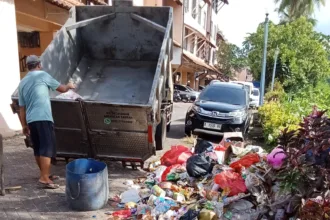 sampah di Pandeglang