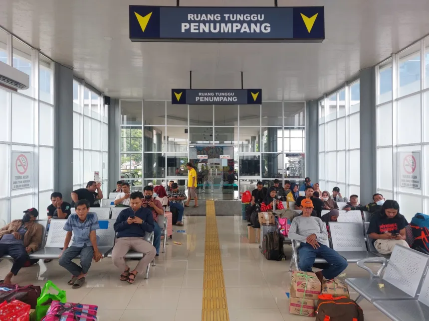 Terminal Pakupatan Siapkan 823 Bus Mudik 1 Terminal Pakupatan