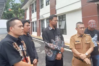 Tukang ojek di Pandeglang