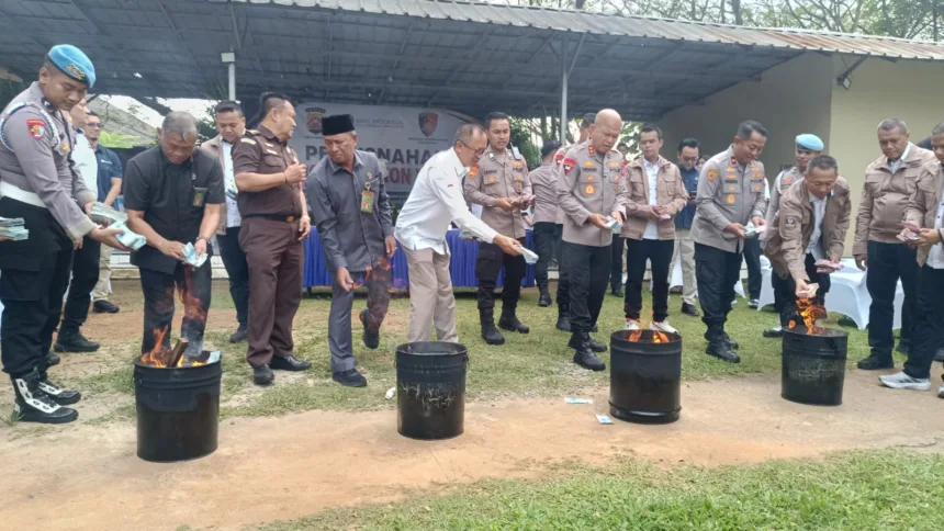 uang palsu di Banten