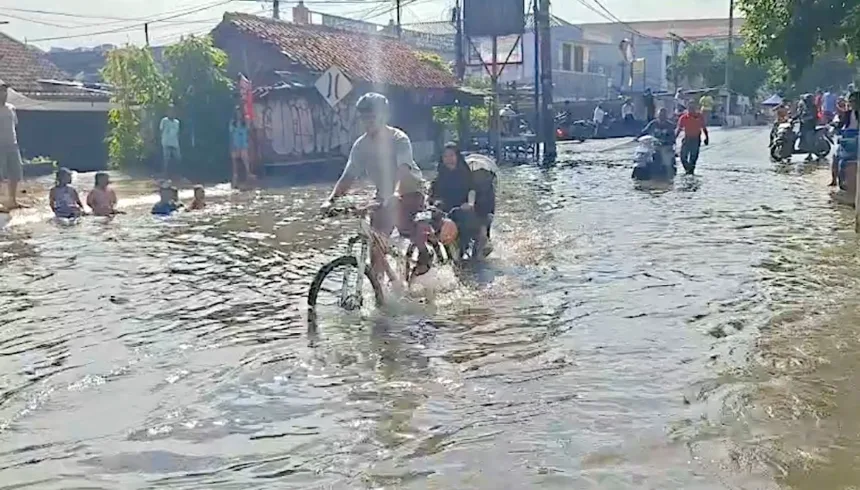 Banjir di Taman Mangu Indah Tangsel