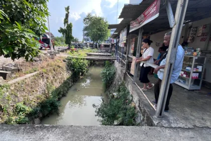 Warga Kota Serang