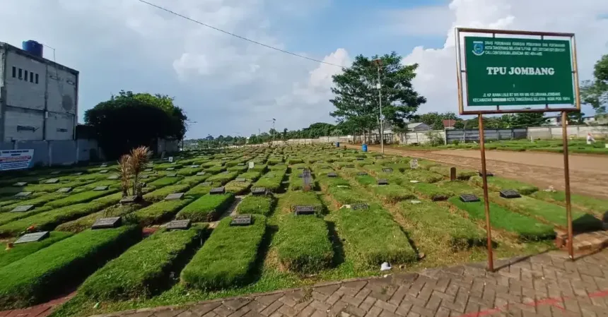 Disperkimta Tangsel Perkuat Pelayanan Pemakaman Demi Kenyamanan Masyarakat 1 TPU Jombang e1781152504302