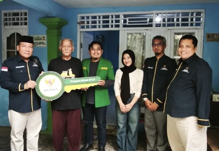 Baznas dan Ansor Kota Tangsel Perbaiki Rumah Tak Layak Huni di Ciptim 1 Ansor Kota Tangsel