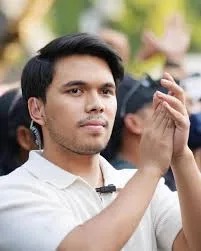 Kasus Dugaan Penipuan Umrah Hanania, Thariq Halilintar dan Aaliyah Massaid Jalani Pemeriksaan Polisi 1 Umrah Hanania