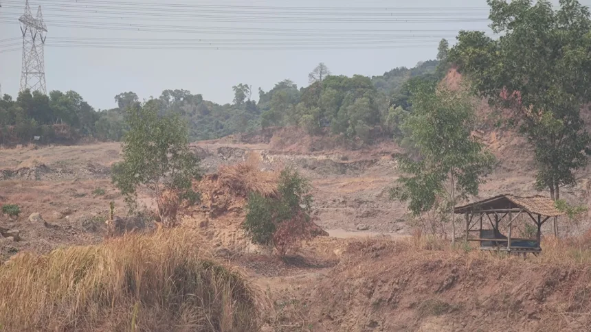 Tambang di Gunung Pinang