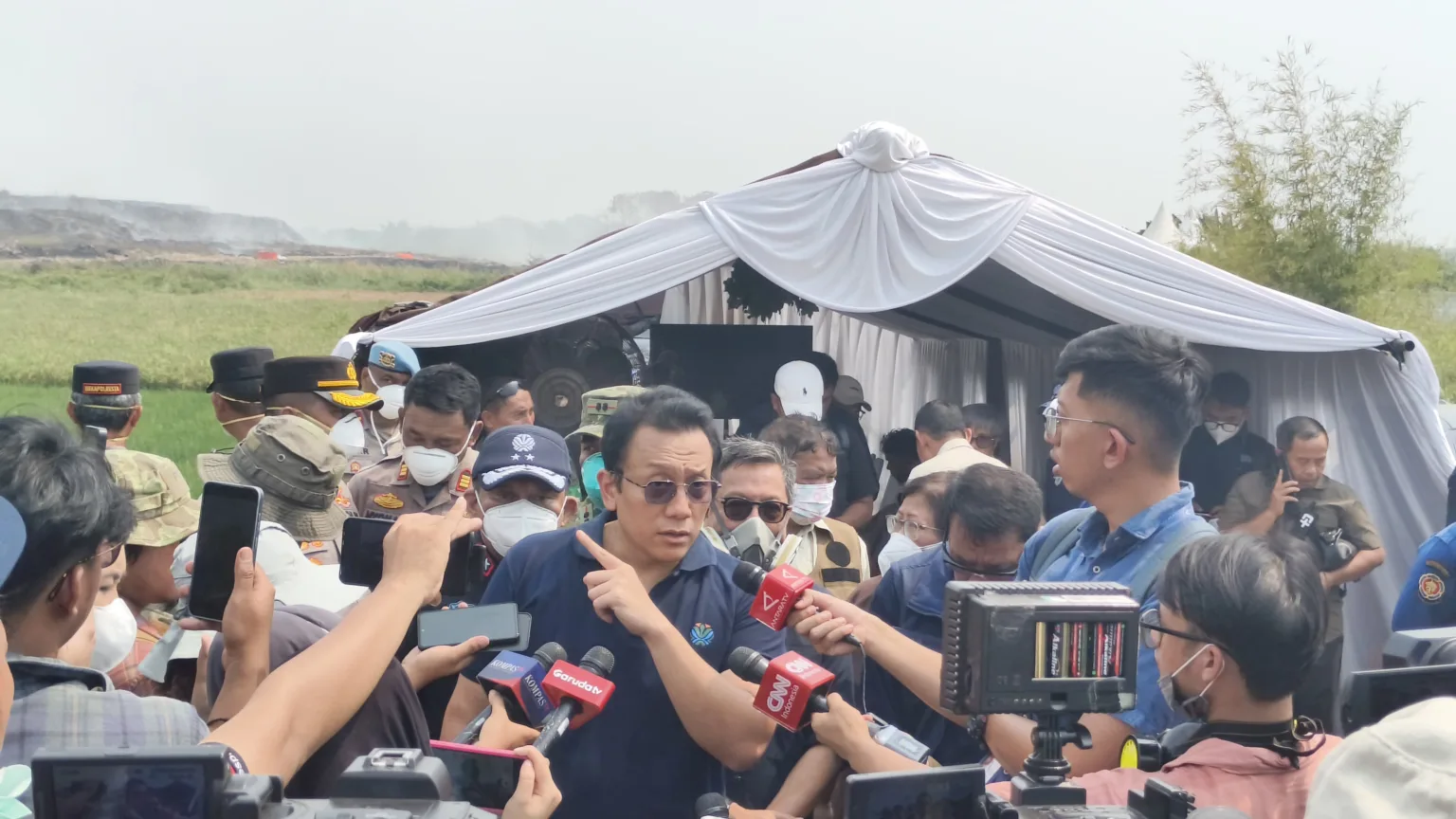 kebakaran TPA Jatiwaringin