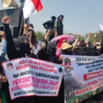 pelebaran jalan