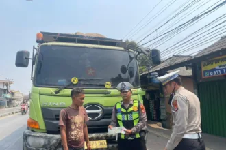truk tambang