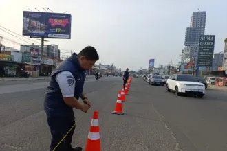 U-turn Jalan Raya Rawa Buntu