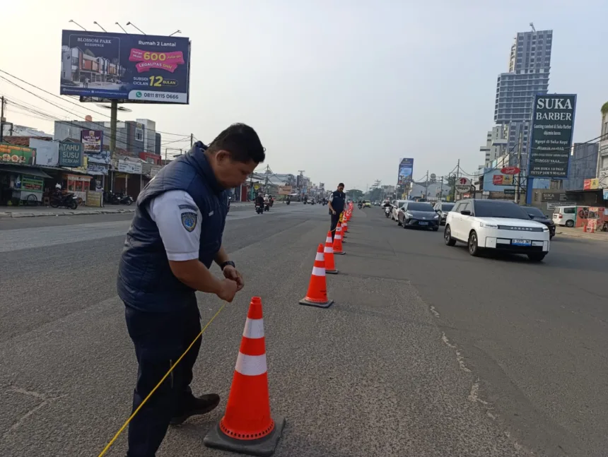 U-turn Jalan Raya Rawa Buntu