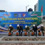 Wali Kota Tangsel Benyamin Davnie melakukan peletakan Batu pertama untuk pembangunan Markas Komando Distrik Militer atau Kodim 0511 Tangsel, Rabu 28 Oktober 2026.